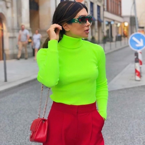ZARA RIBBED NEON TURTLENECK - Picture 2 of 8